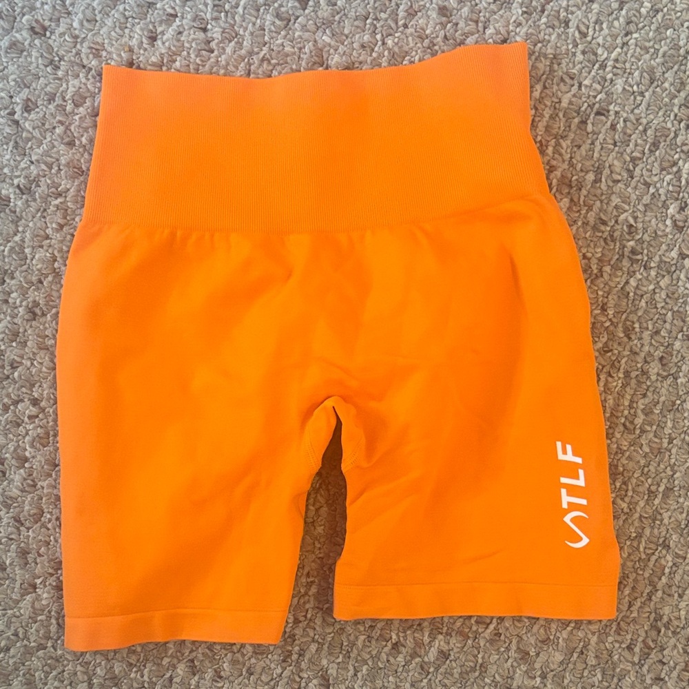 TLF sculpt seamless scrunch butt shorts